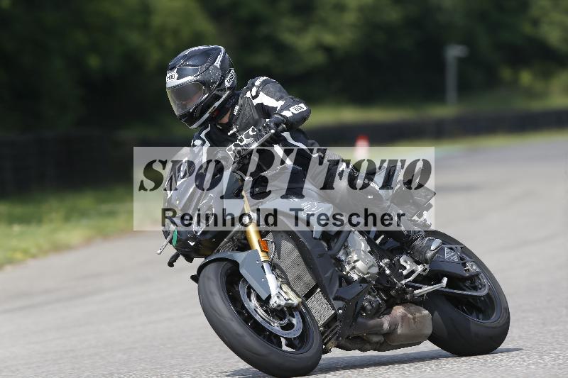 Archiv-2025/25 10.06.2025 MaxRacing ADR/Gruppe gruen/78